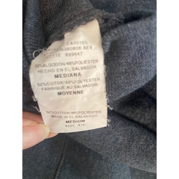 Hanes Blue-Gray Sweatshirt With Hand-Embroidered Plaid Blueberries Size M - Picture 5 of 5